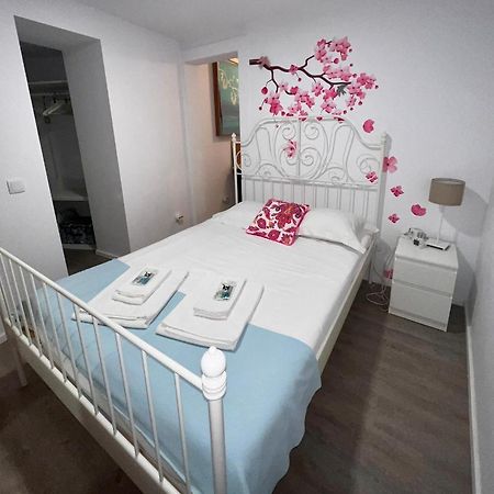 Apartamento 1 Quarto, Com Patio, Em Frente Praia Paço de Arcos Buitenkant foto