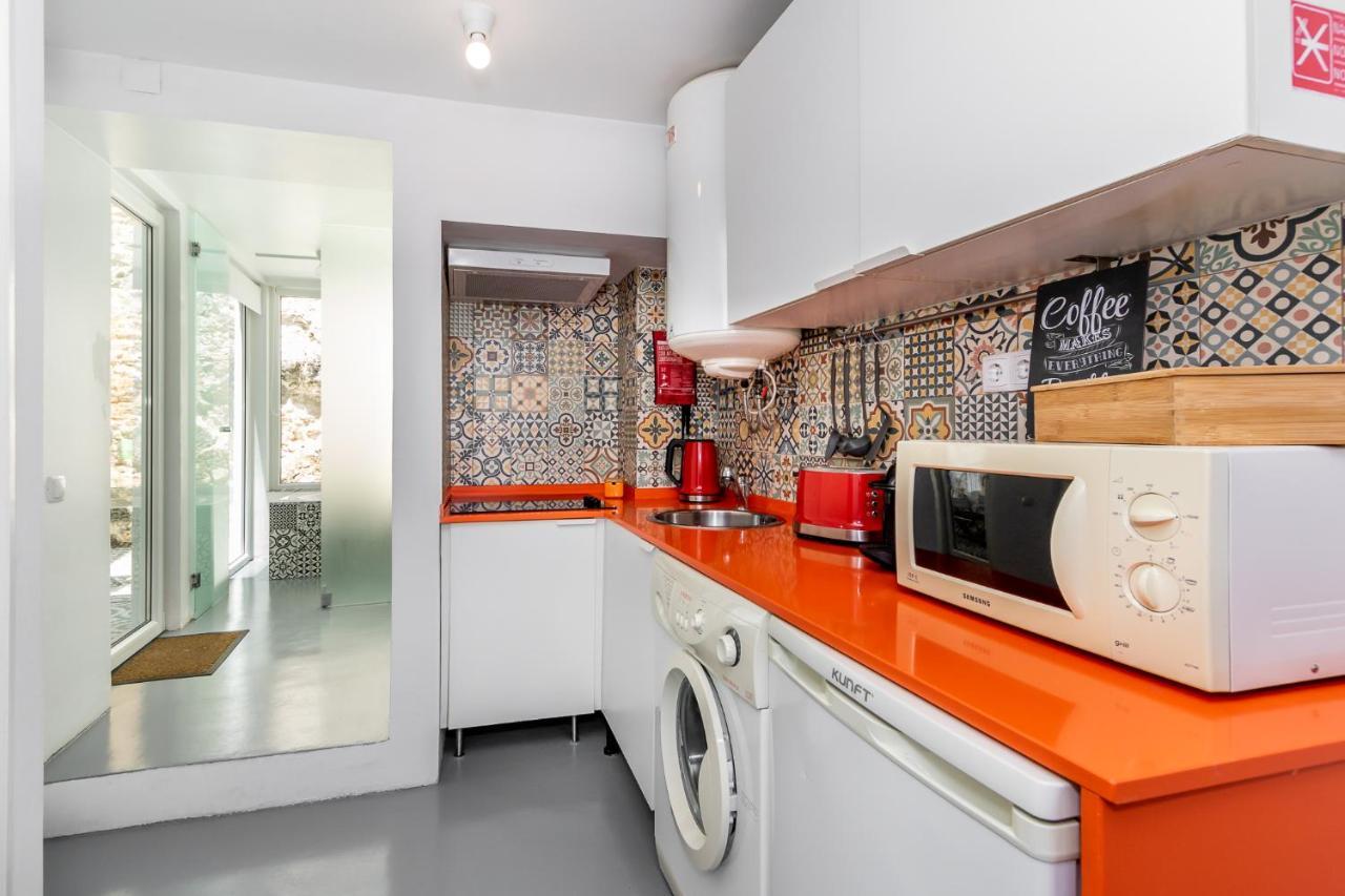 Apartamento 1 Quarto, Com Patio, Em Frente Praia Paço de Arcos Buitenkant foto