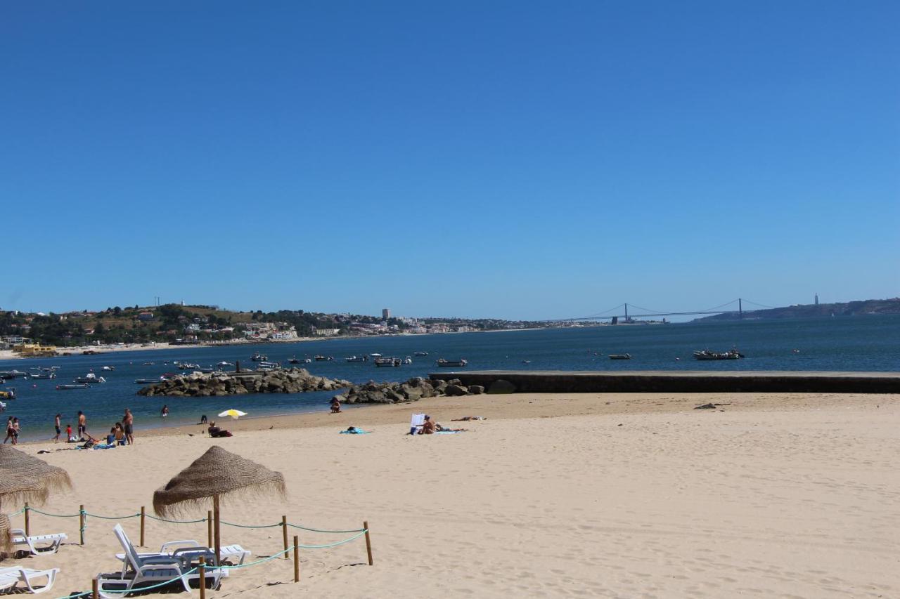 Apartamento 1 Quarto, Com Patio, Em Frente Praia Paço de Arcos Buitenkant foto