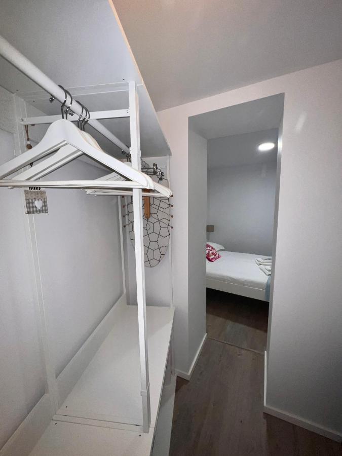 Apartamento 1 Quarto, Com Patio, Em Frente Praia Paço de Arcos Buitenkant foto